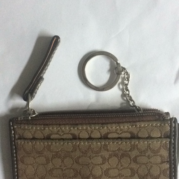 ! Coach coin purse/tiny wallet - Picture 4 of 5